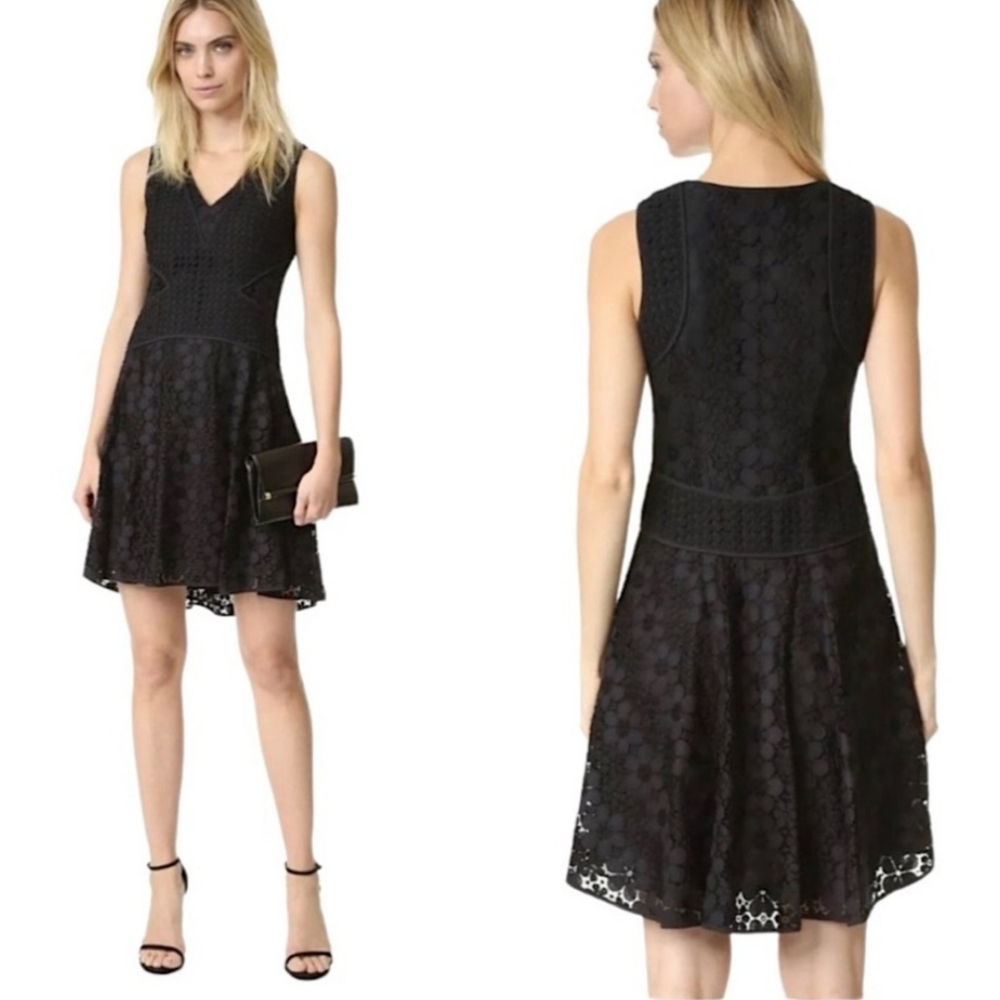 Diane Von Furstenberg Fiorenza lace sleeveless fit and flare dress